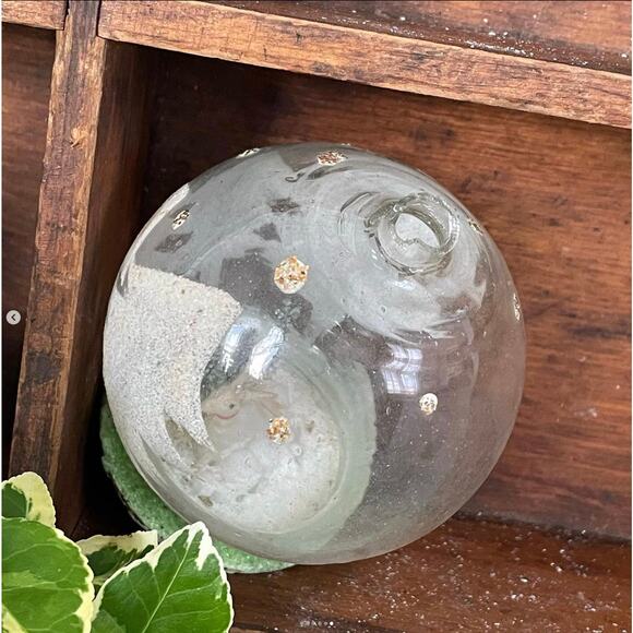 Vintage Round Glass Diorama Ornament Reindeer Bottlebrush Trees Mica MISSING CAP - Picture 6 of 6